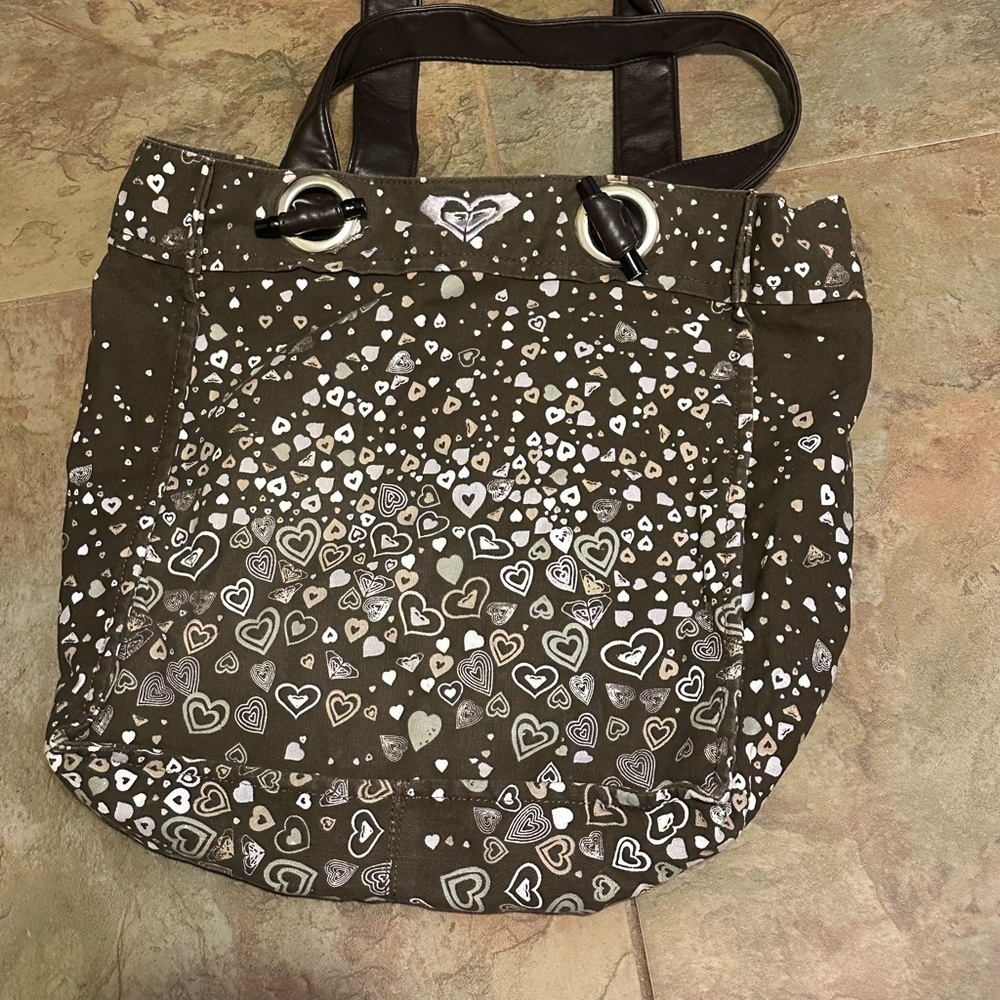 Brown Roxy tote with hearts
